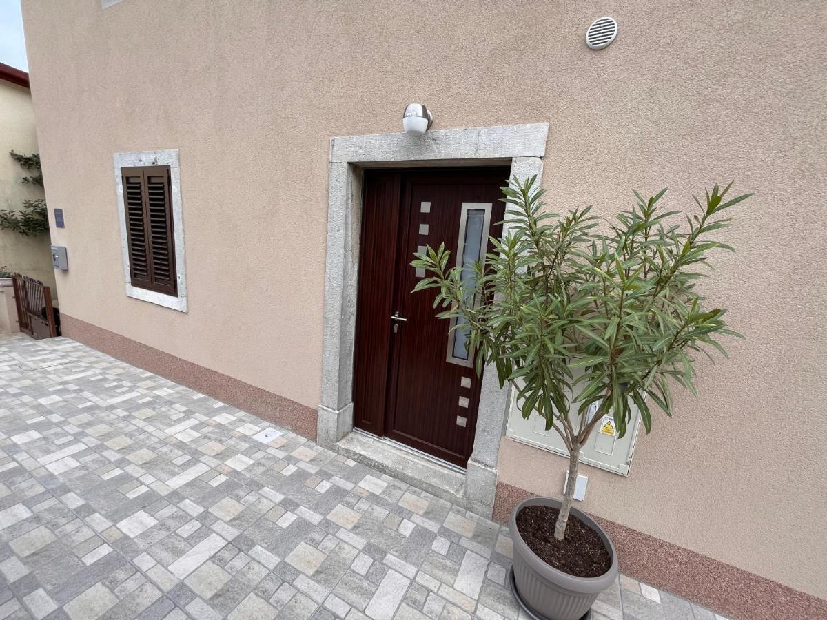 Studio Apartment Sila Rabac Eksteriør billede